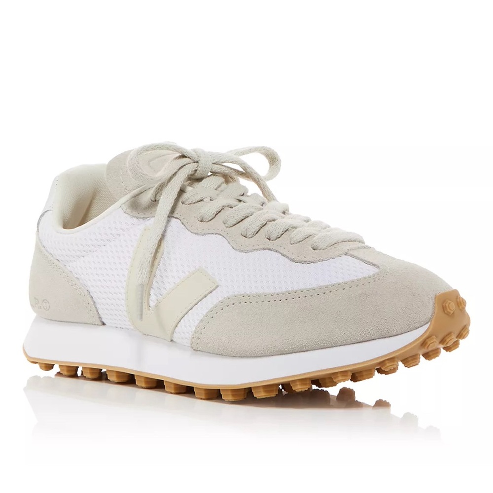 Veja Women's Rio Branco Low Top Sneakers